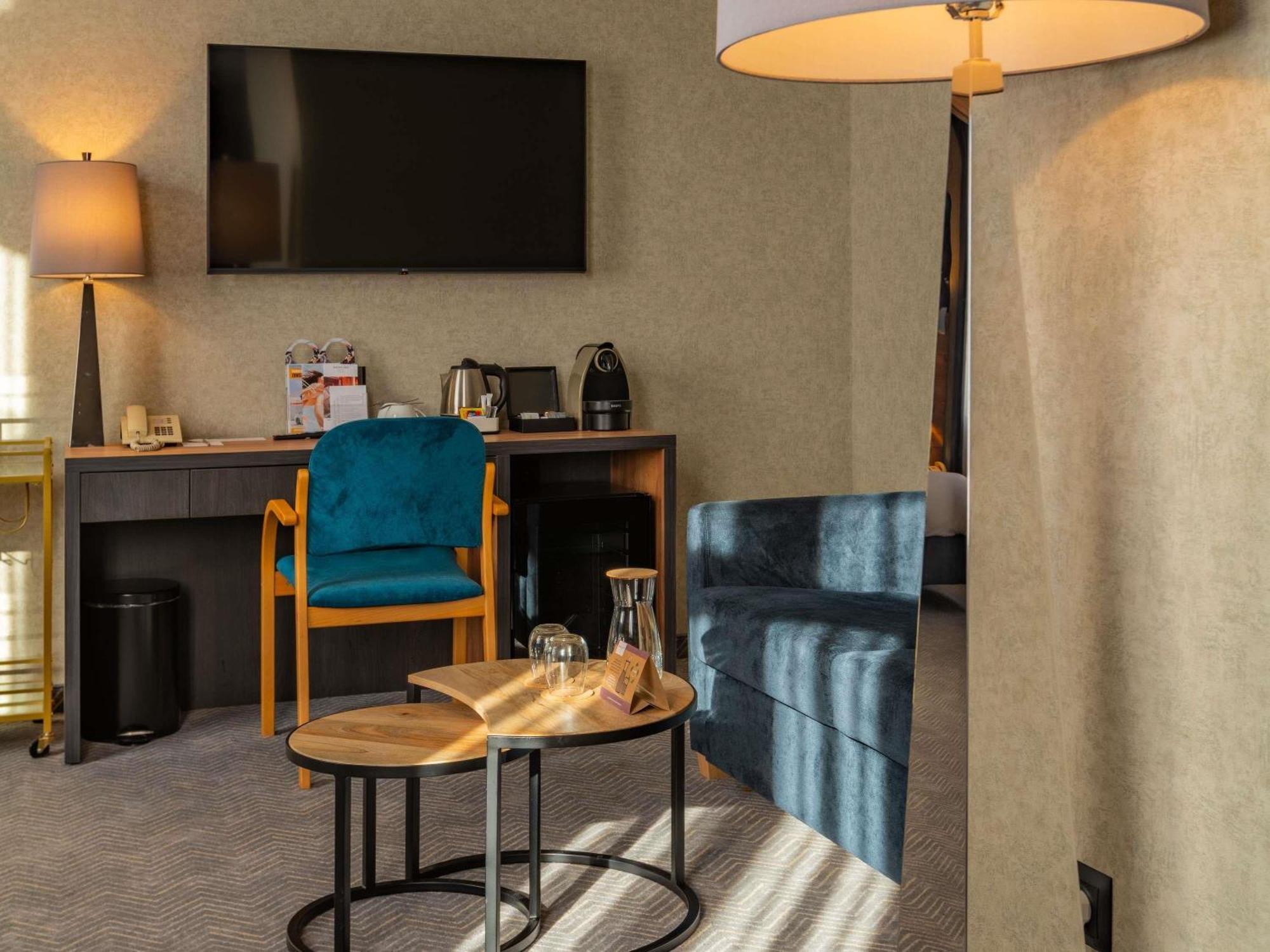 Mercure Ополе Экстерьер фото