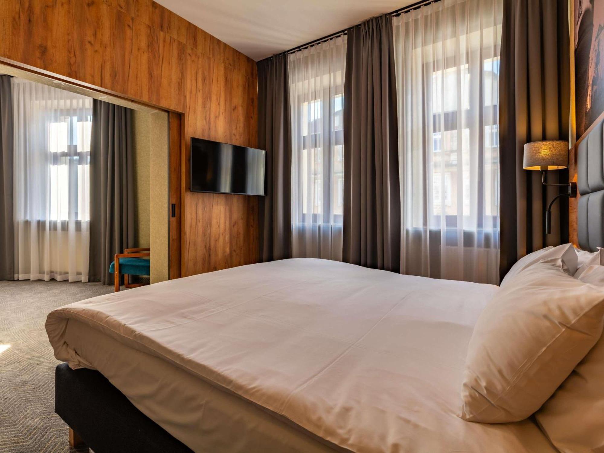 Mercure Ополе Экстерьер фото
